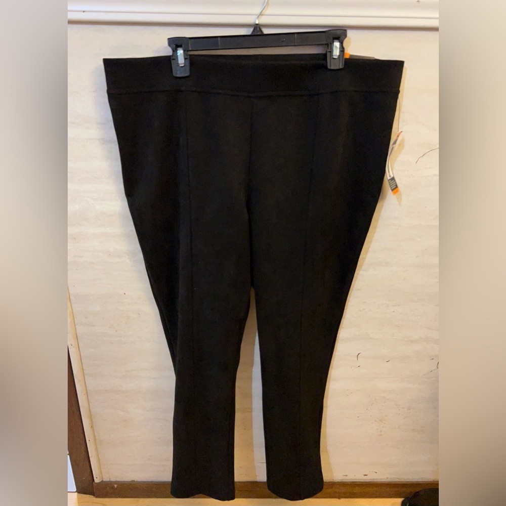 NWT- Andrew Marc Black women's black faux suede pull-on pants.